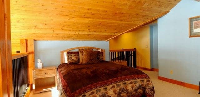 Snowcrest Lodge