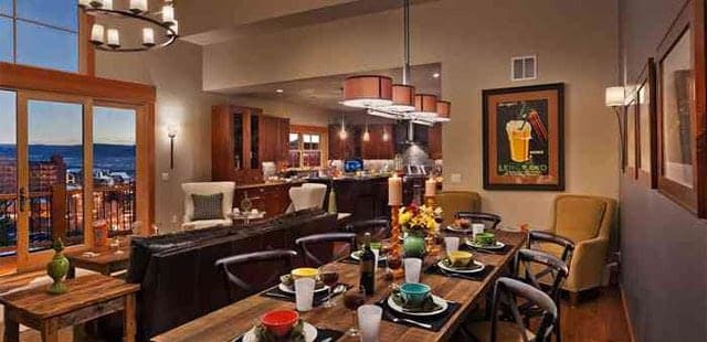 Peaks Grande Lodge
