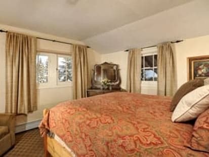Ski Tip Lodge B&B