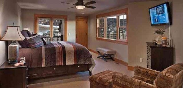 Peaks Grande Lodge