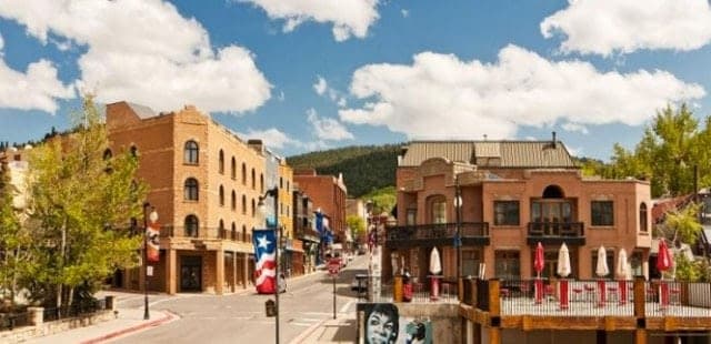 Town Lift