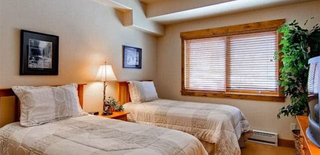 Champagne Lodge at Trappeurs