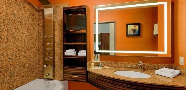 Hotel Clique Calgary Airport