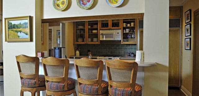 Lodge Apartments II