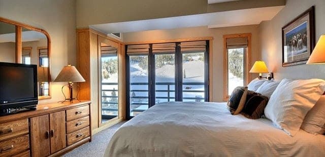 Shoshone Condominium Hotel