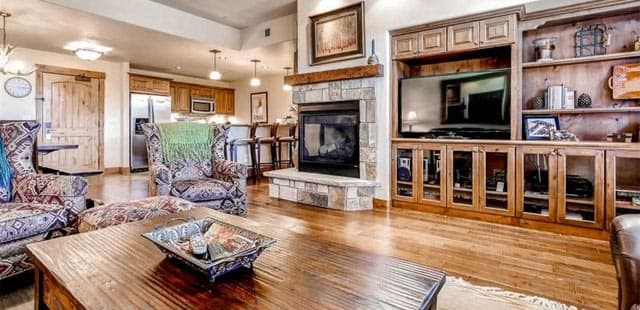 Emerald Lodge at Trappeurs Crossing