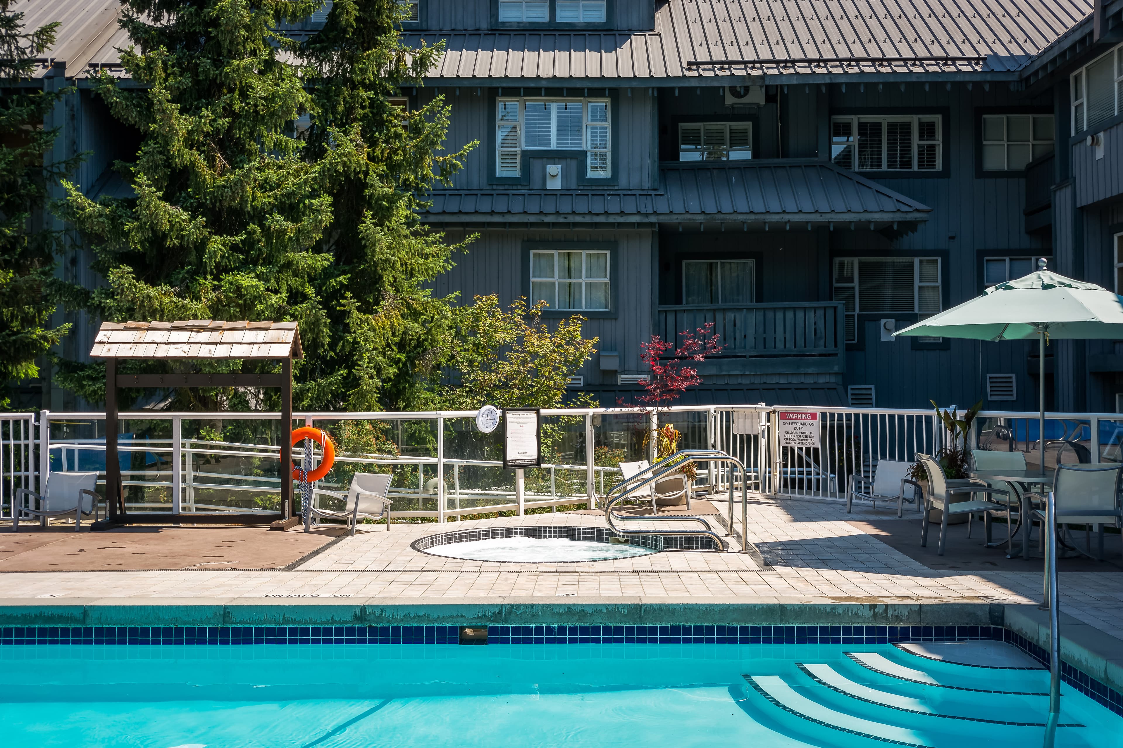 Glacier Lodge