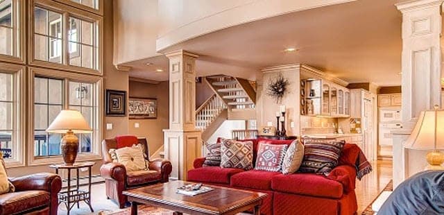 Royal Elk Villas