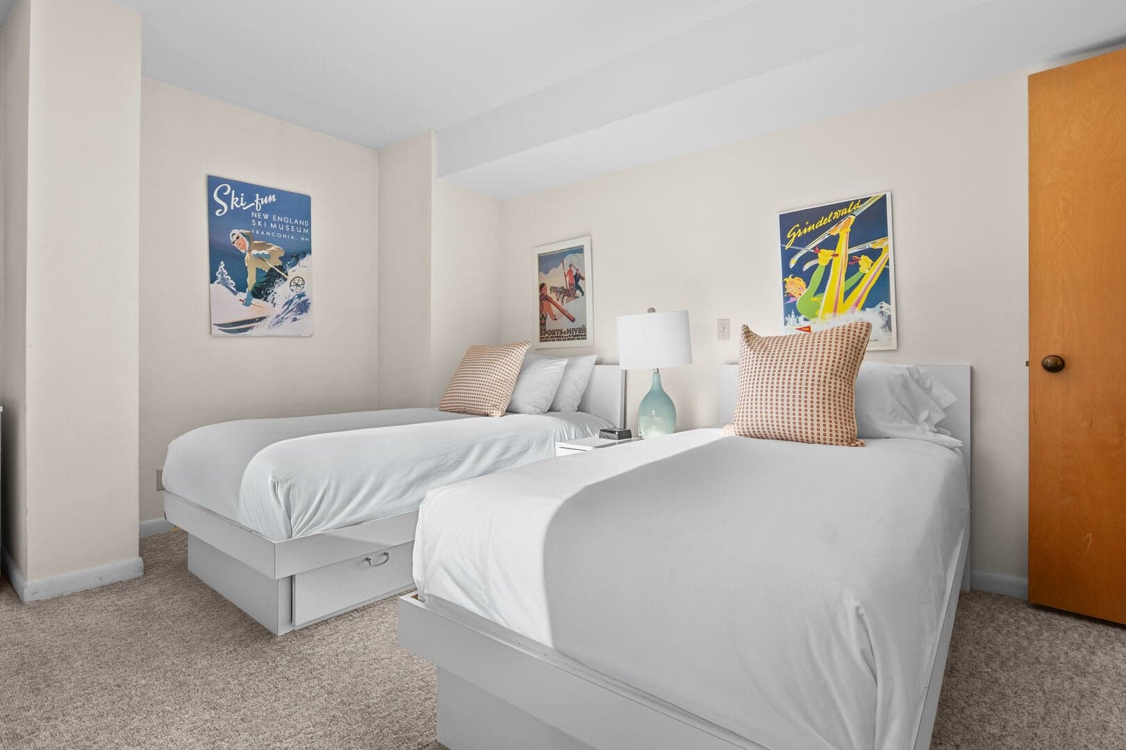 Lower Level Twin Bedroom