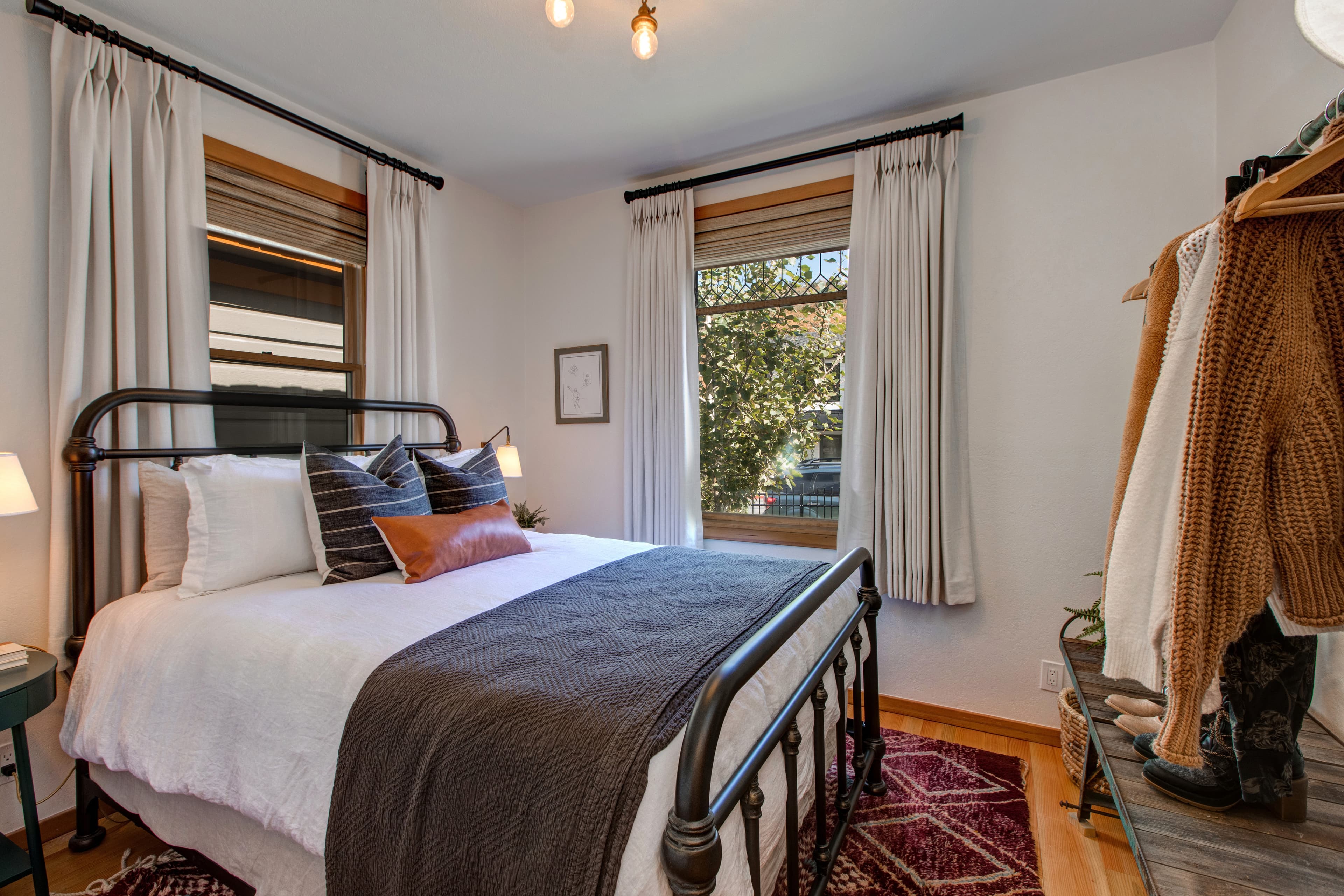 Second bedroom with queen bed.