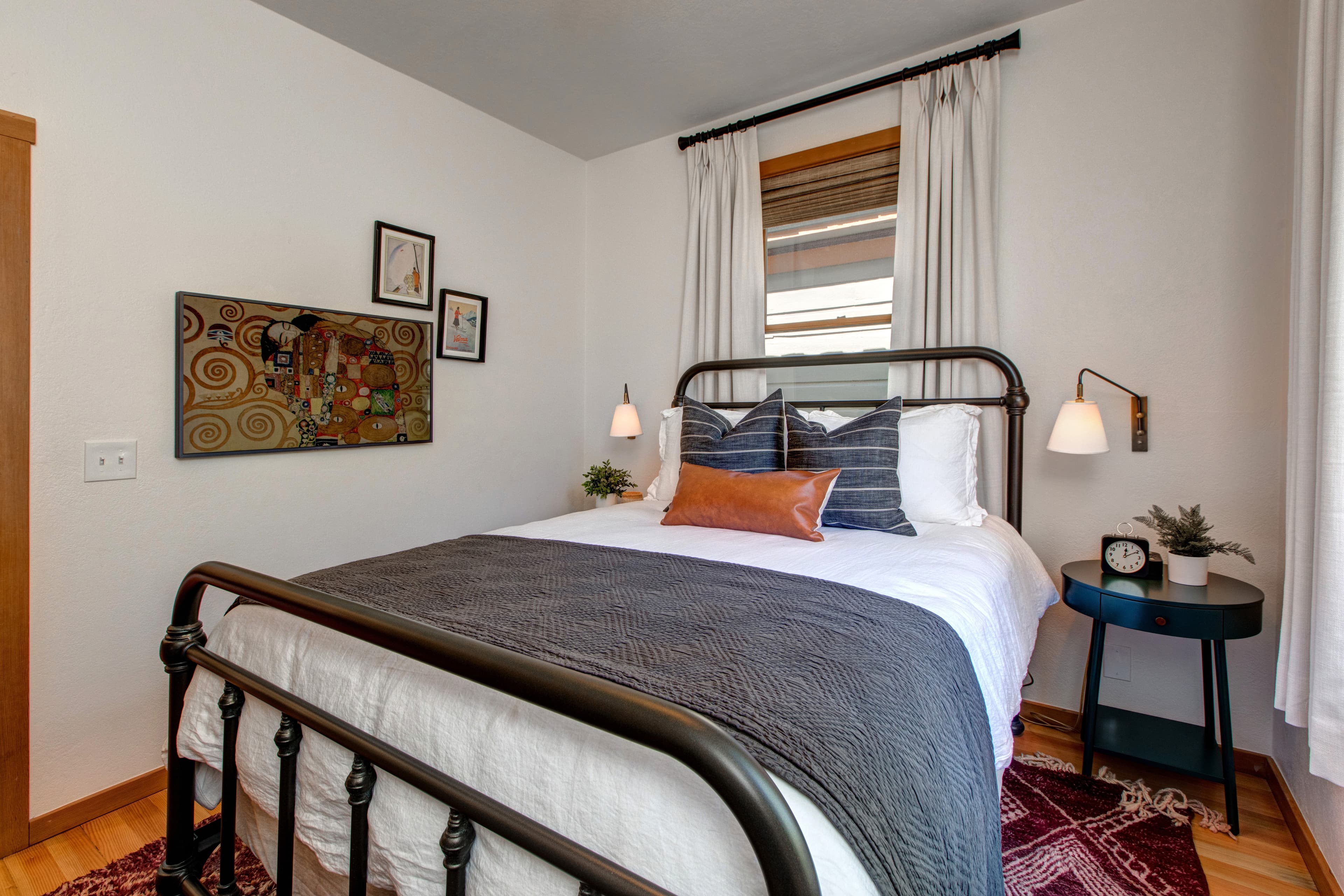 Second bedroom with queen bed.