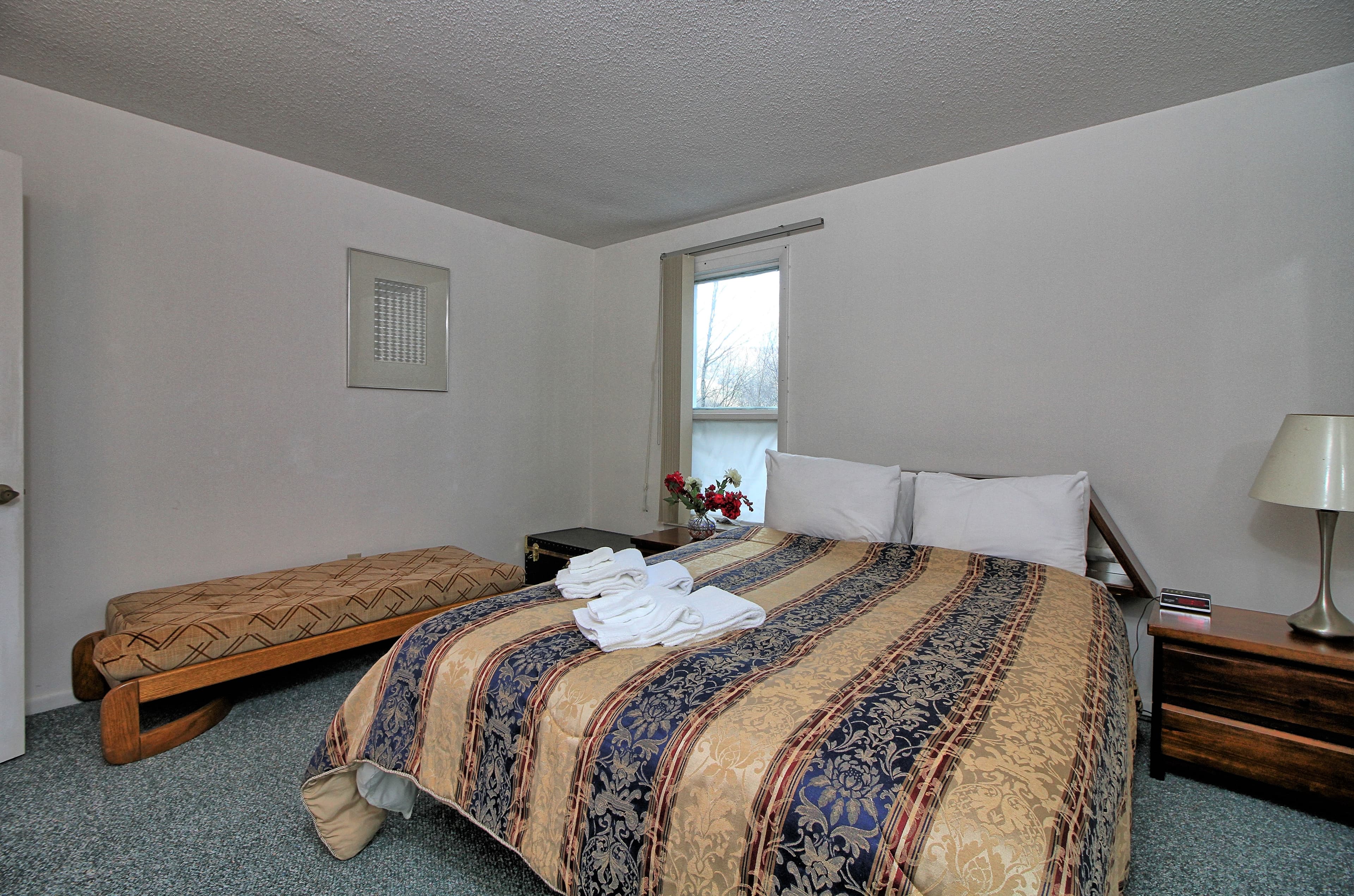 Queen Bedroom