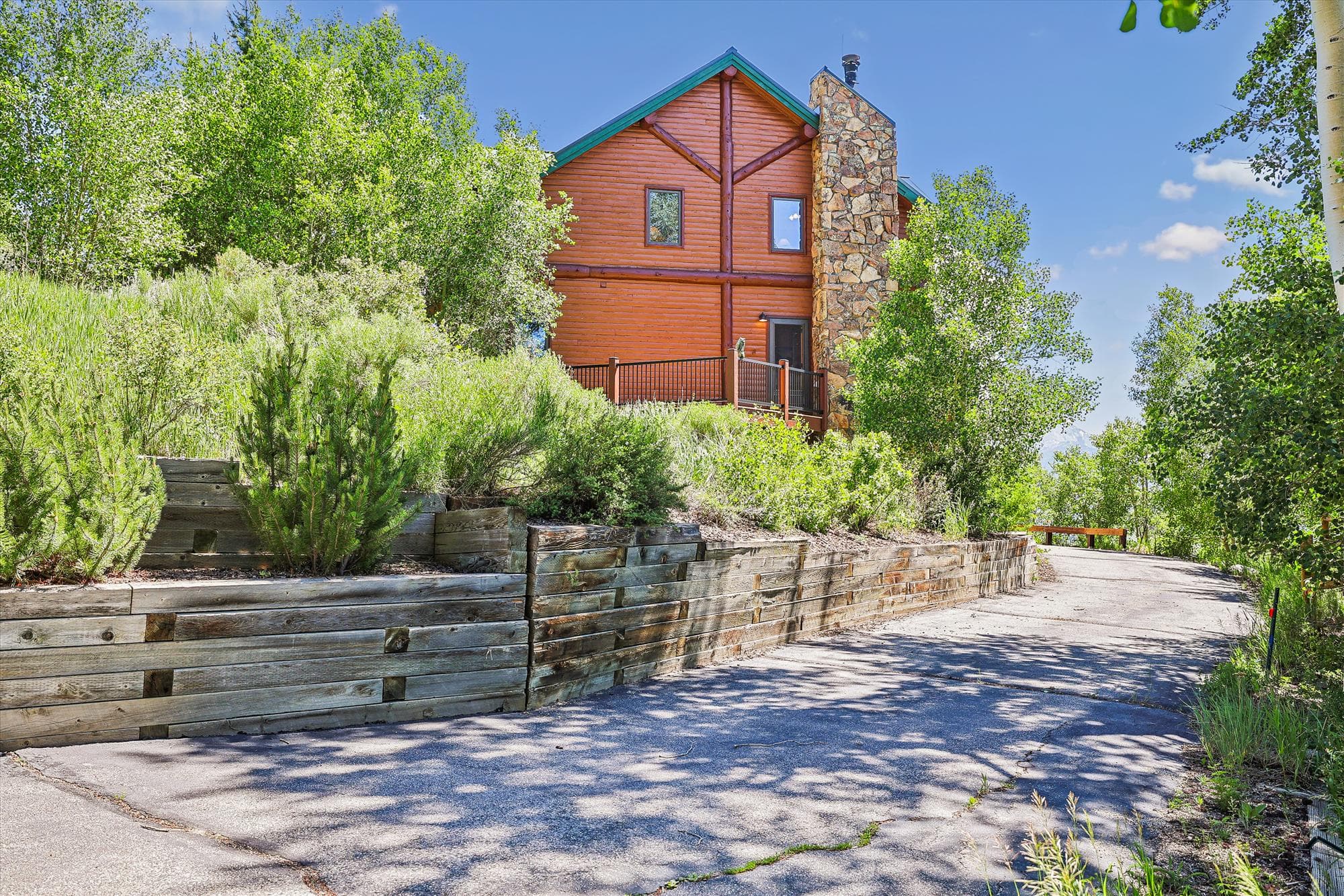 Exterior - Hamilton Creek Cabin - Silverthorne Vacation Rental