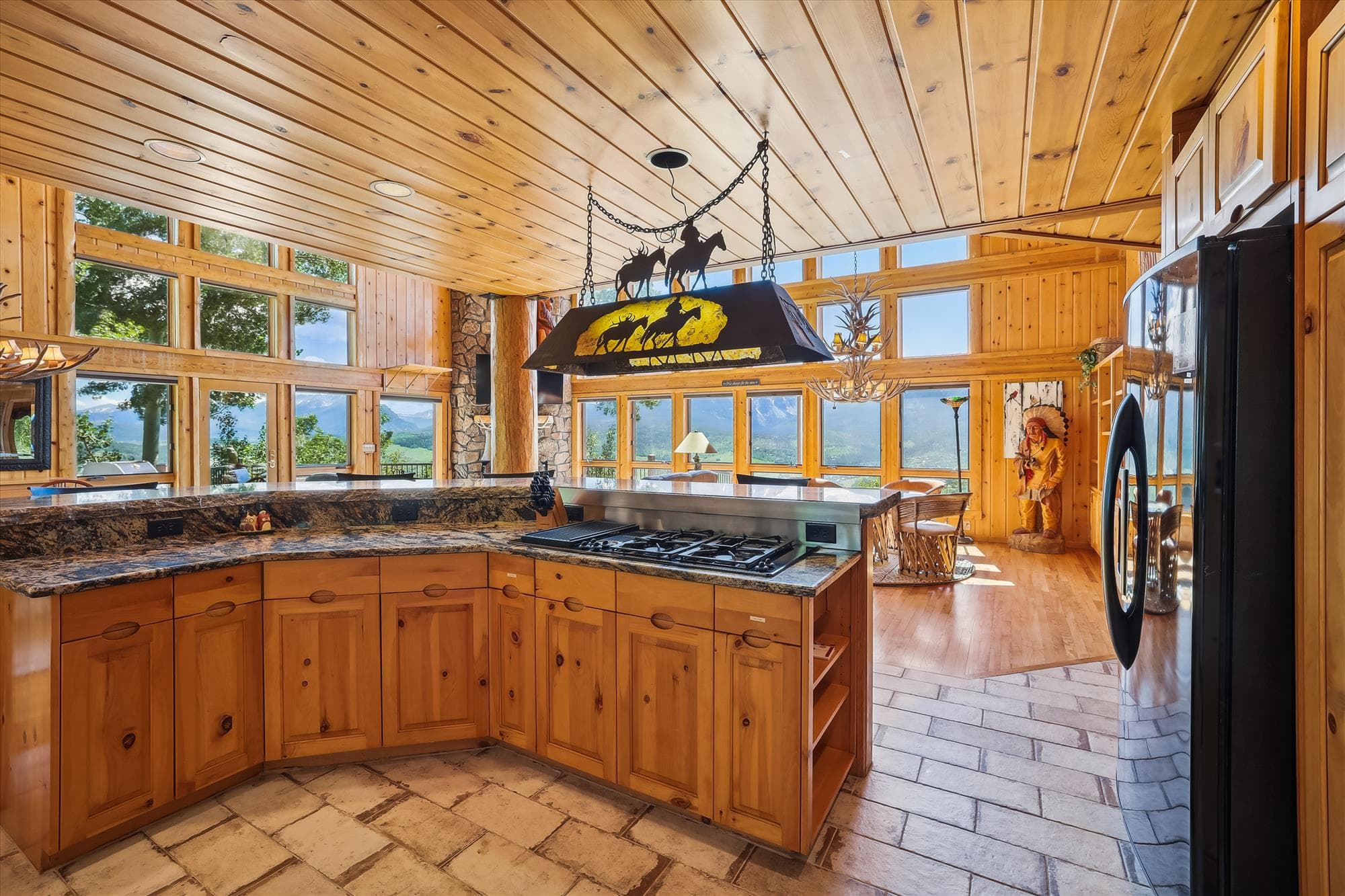 Kitchen - Hamilton Creek Cabin - Silverthorne Vacation Rental