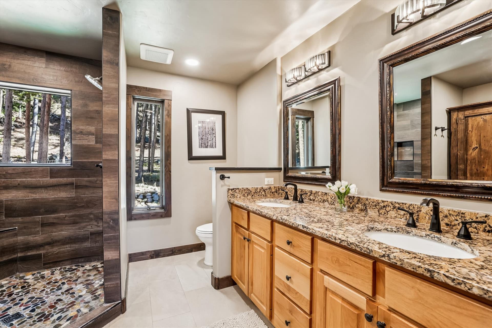 Bathroom - Mountain Serenity Retreat - Blue River Vacation Rental