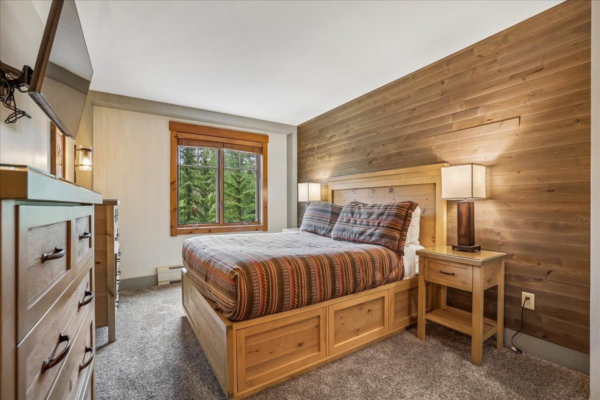 Bedroom - Mountain Thunder Lodge 1201 - Breckenridge Vacation Rental