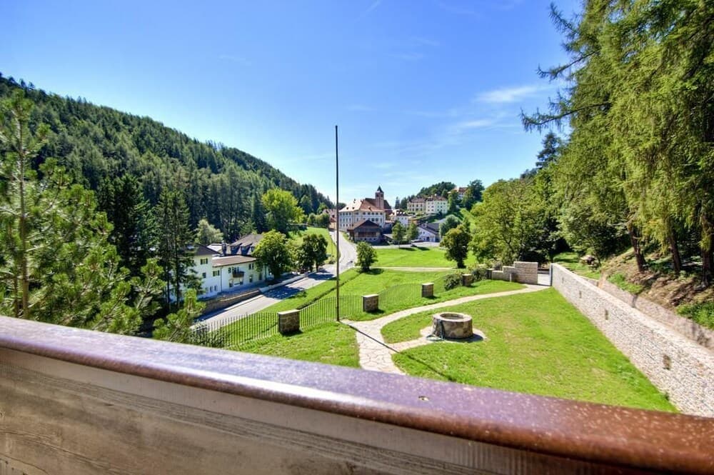 Courtyard View