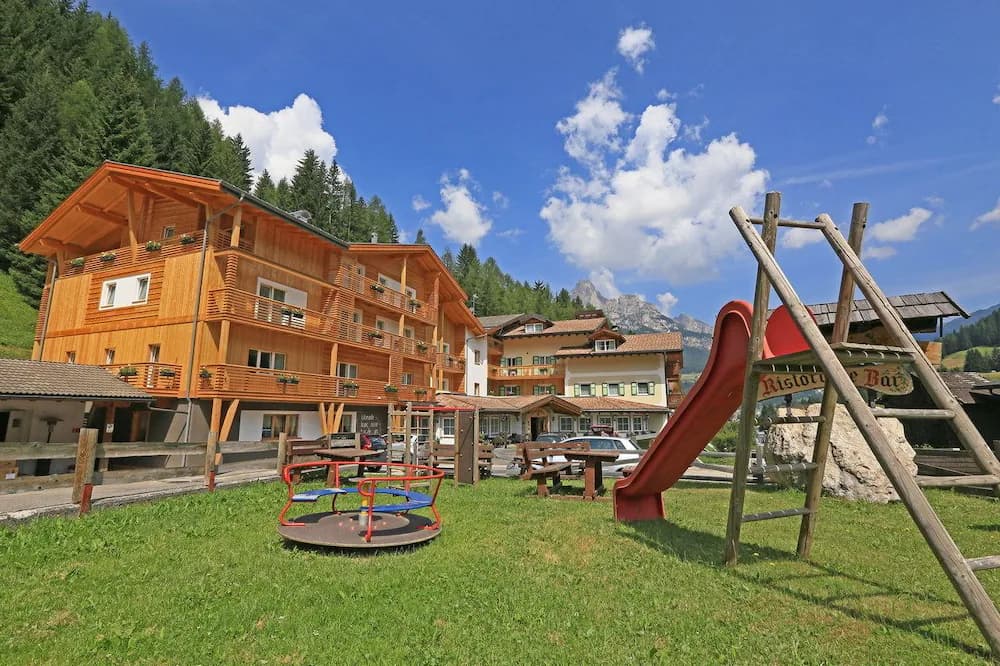 Children’s Play Area - Outdoor