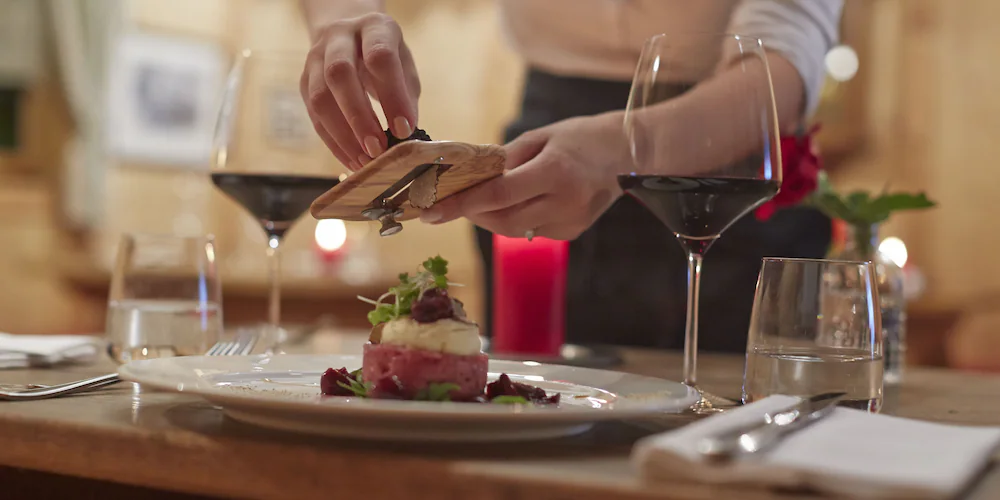 Couples Dining