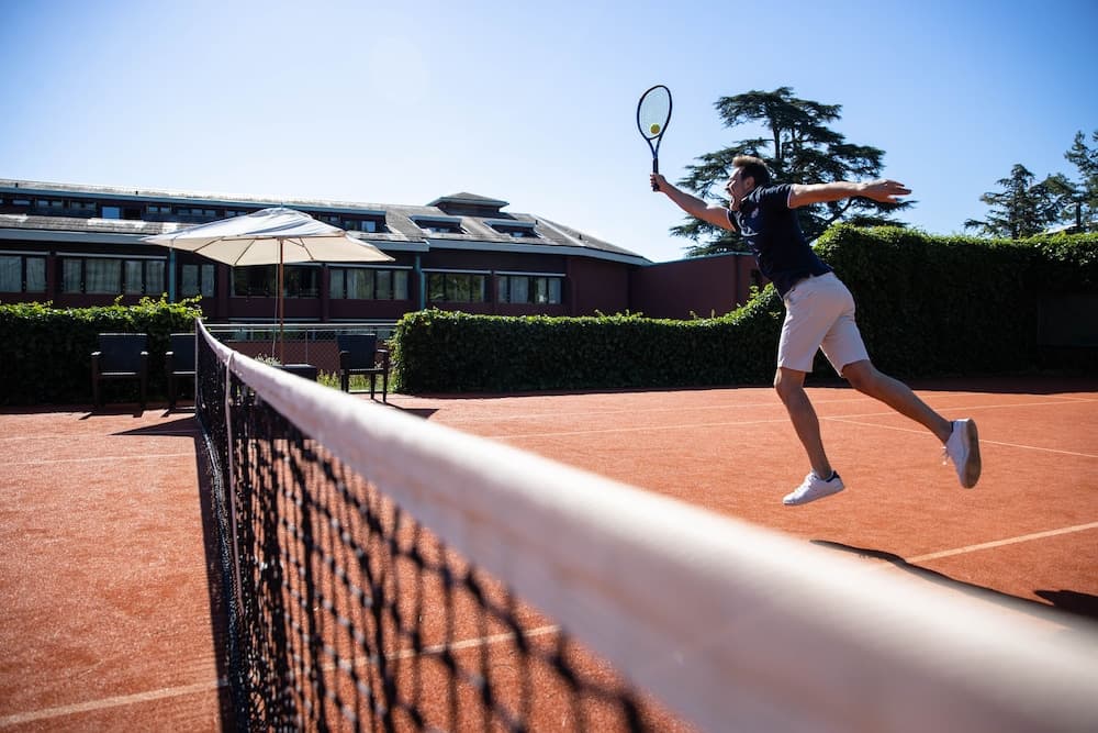 Tennis court