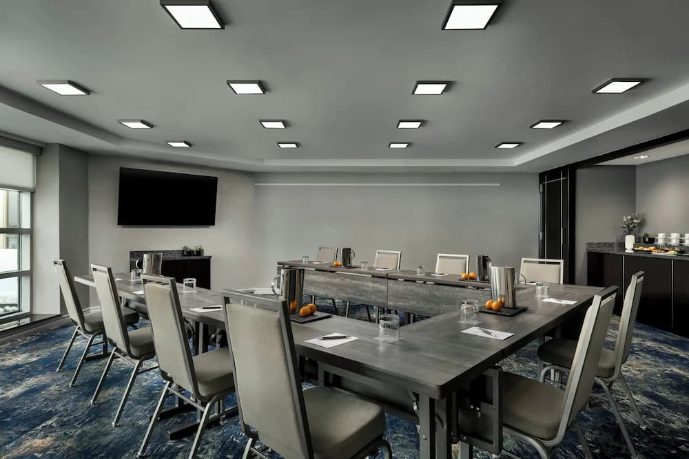 Meeting facility