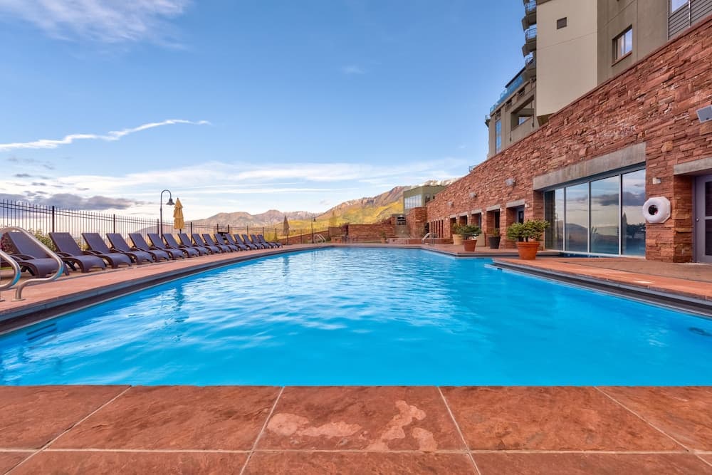 Sundeck