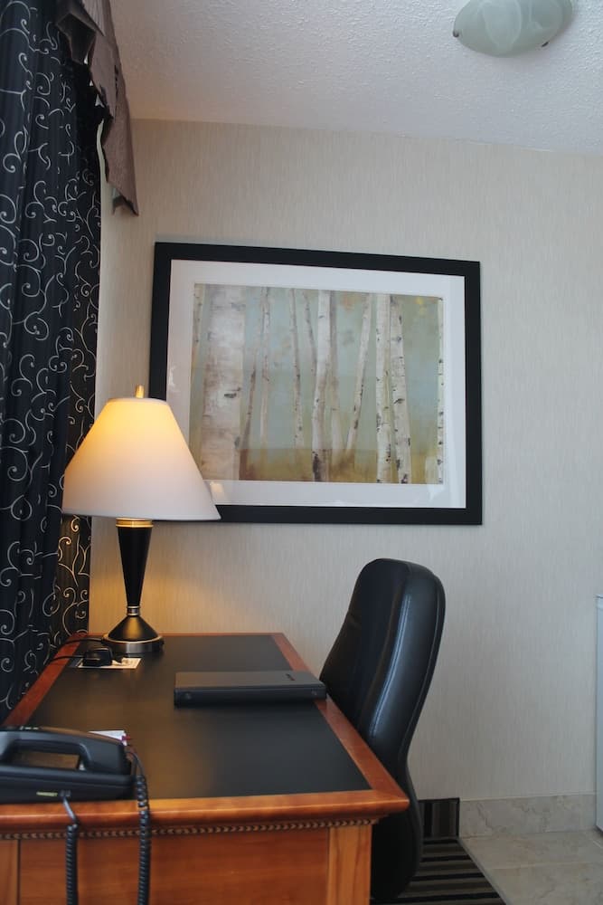 In-room business center