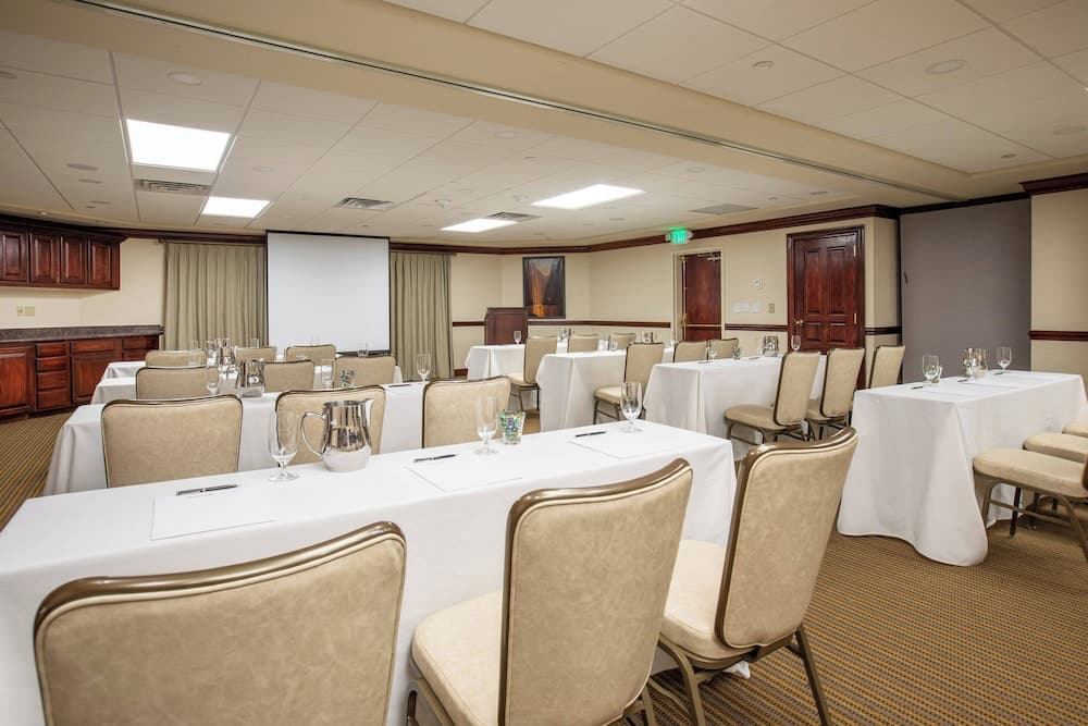 Meeting facility