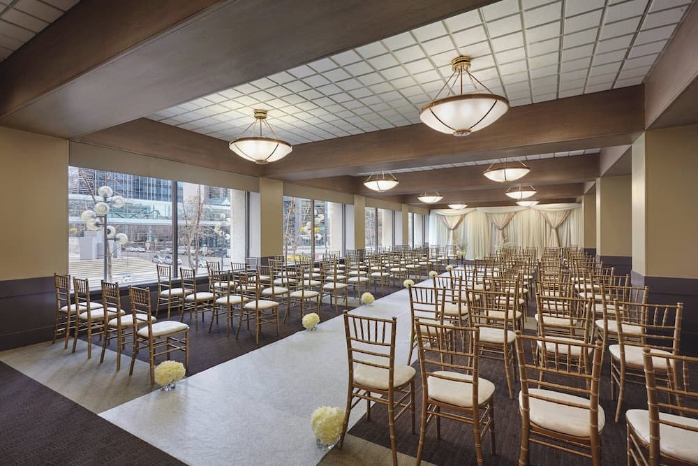 Banquet hall