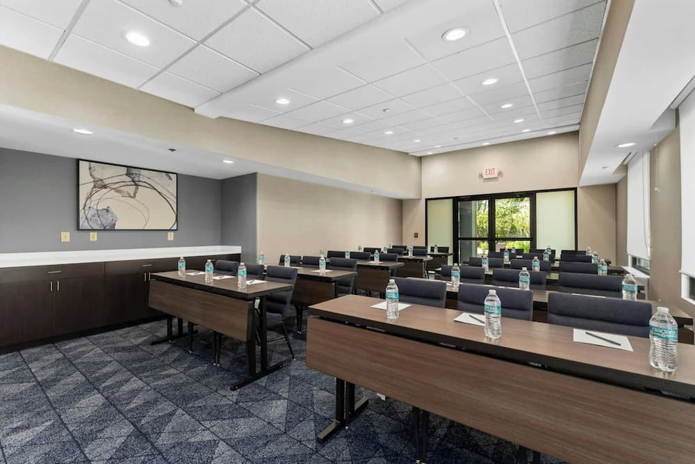Meeting facility
