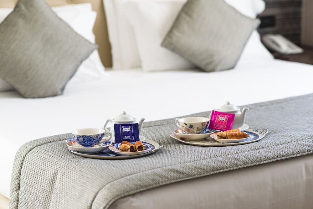 Room service - dining