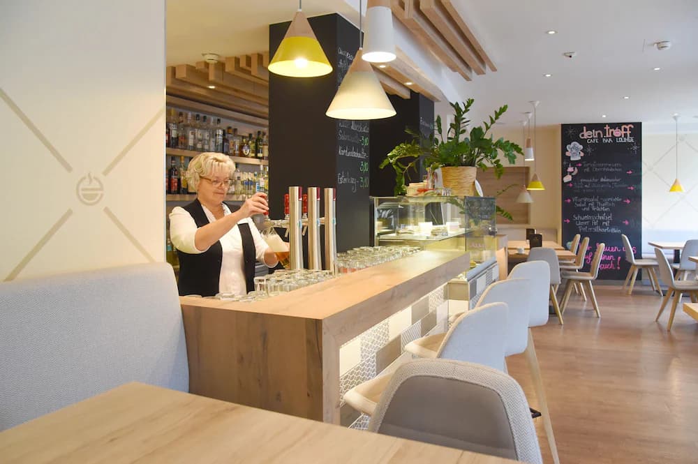 Snack bar