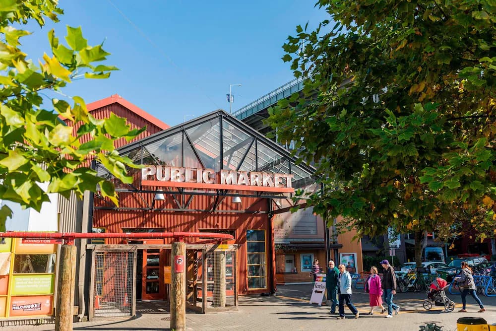 Shopping mall