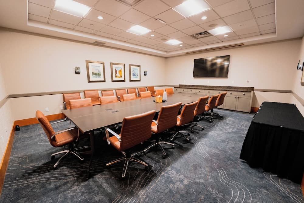 Meeting facility