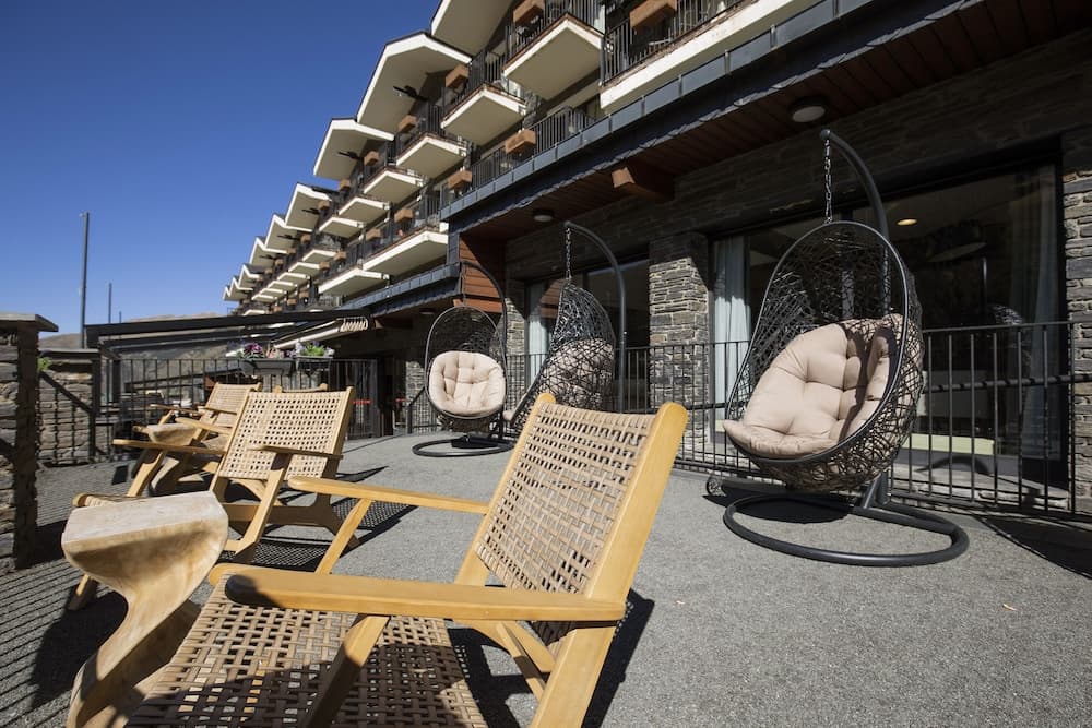 Sundeck
