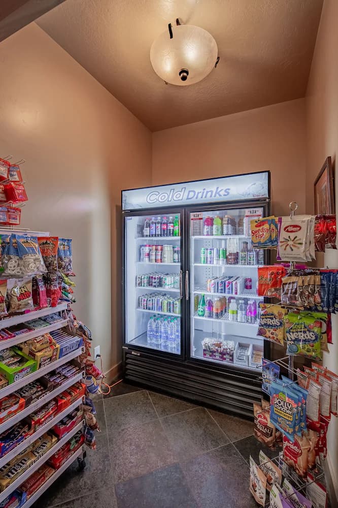 Snack bar