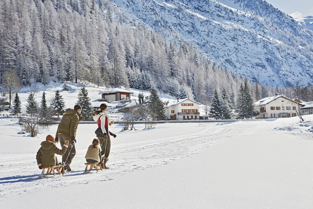 Snow and ski sports