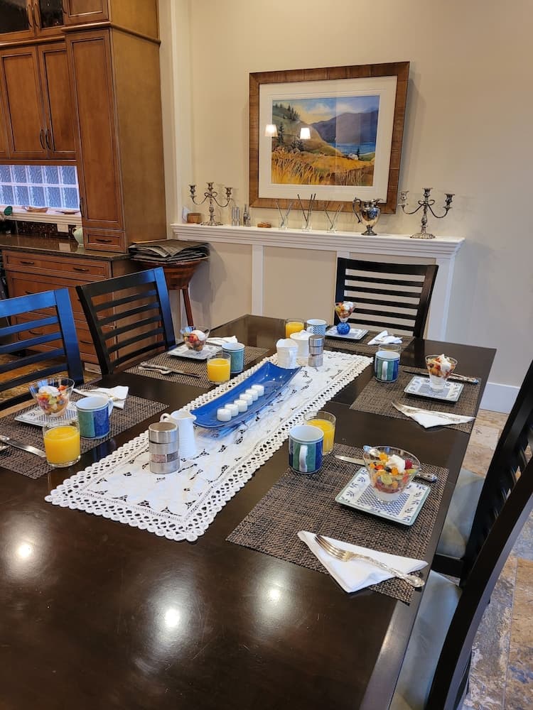 Breakfast area