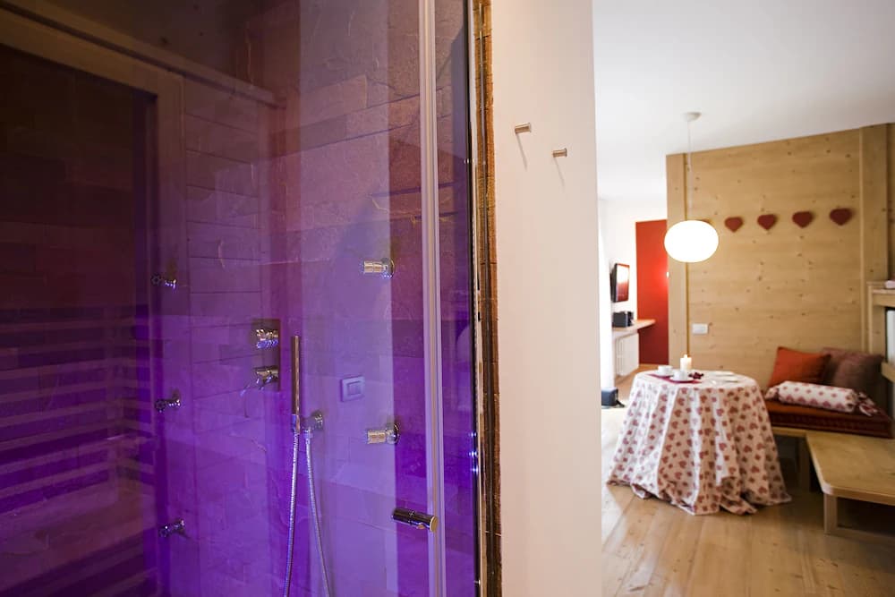 Bathroom shower