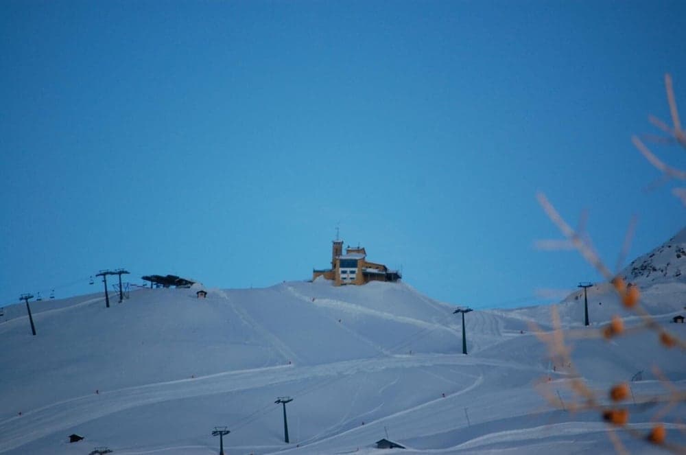 Snow and ski sports