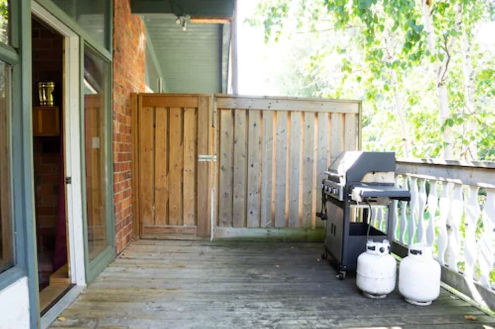 BBQ/picnic area