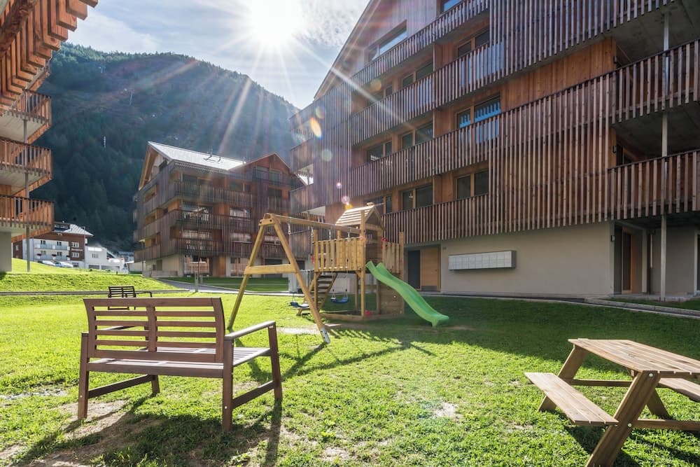 Children's play area - outdoor