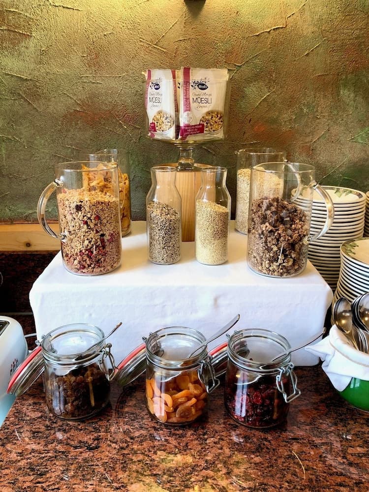 Breakfast buffet