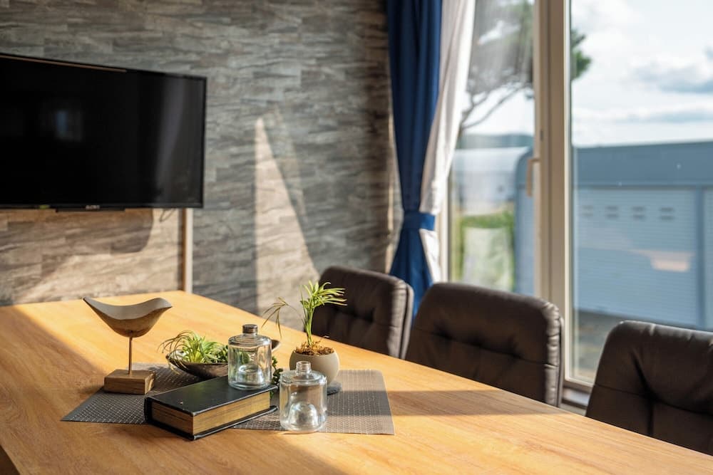 In-room dining
