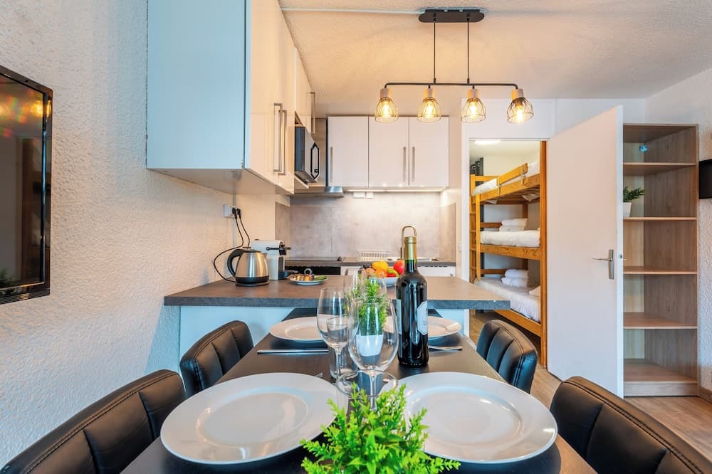 In-room dining