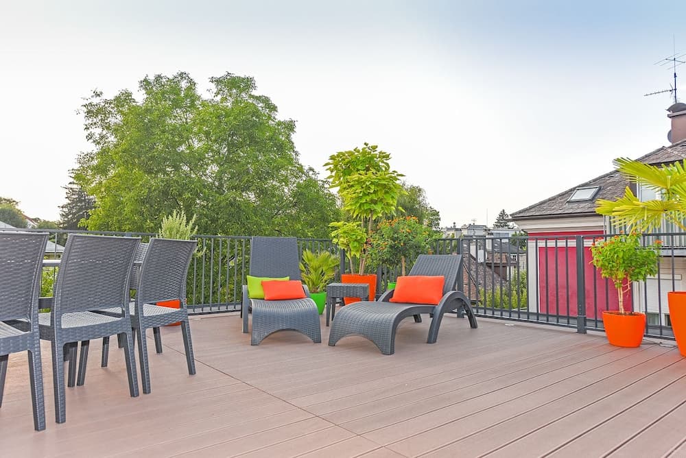 Sundeck