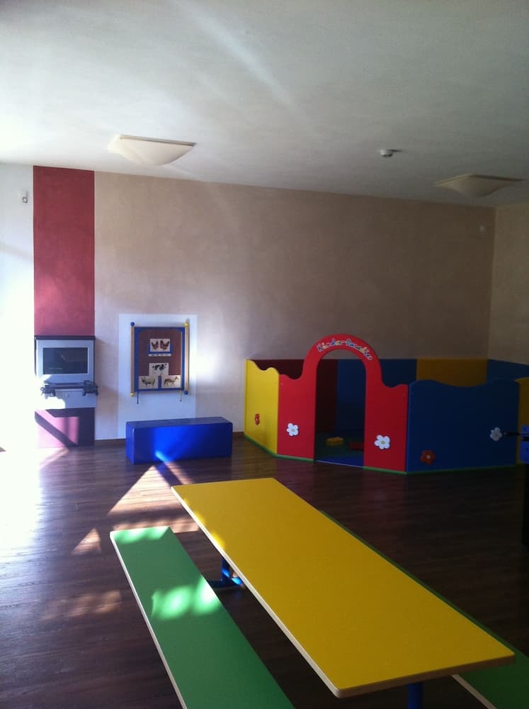 Children's play area - indoor