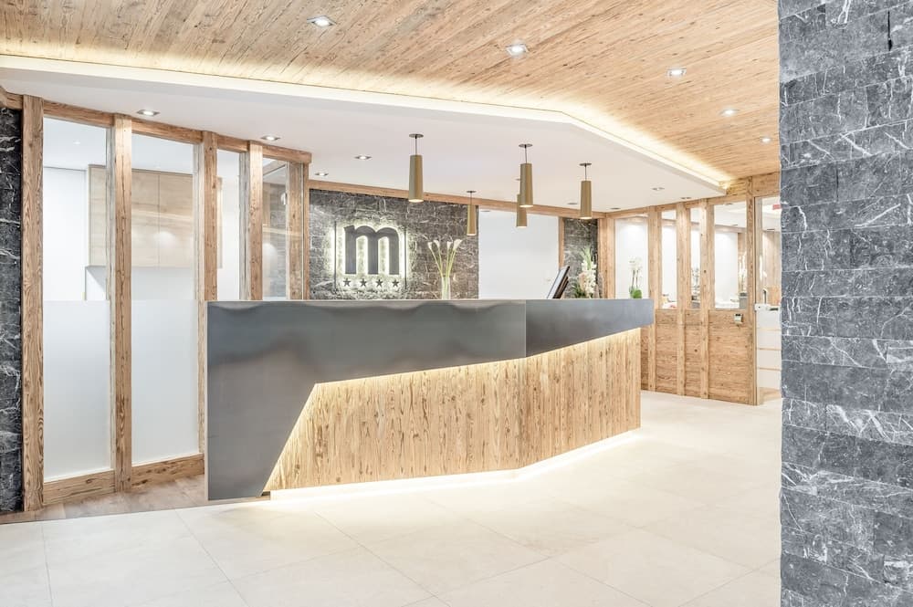 Reception hall