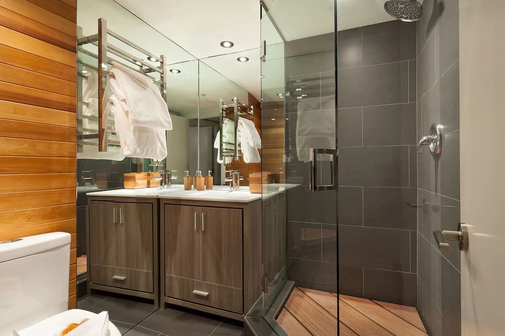 Bathroom shower