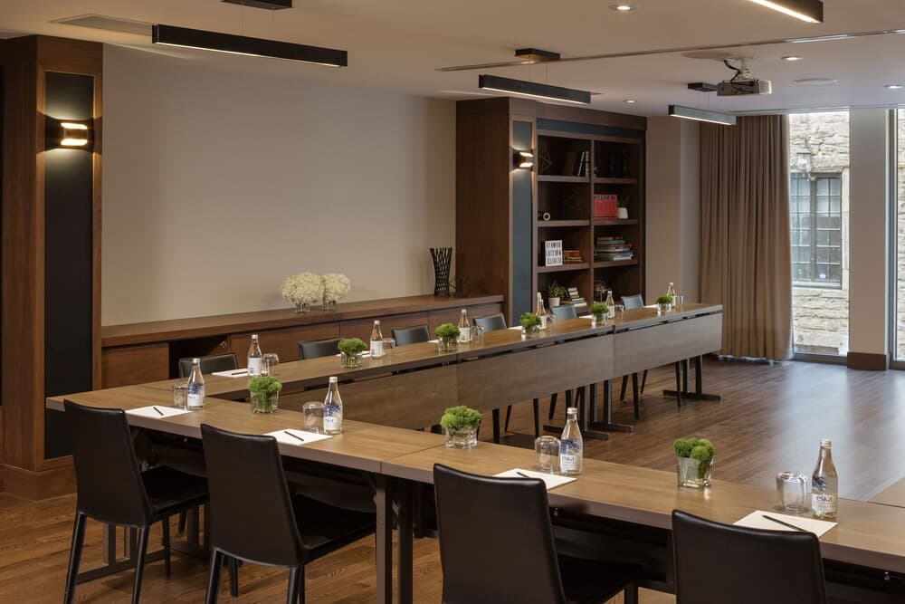 Meeting facility